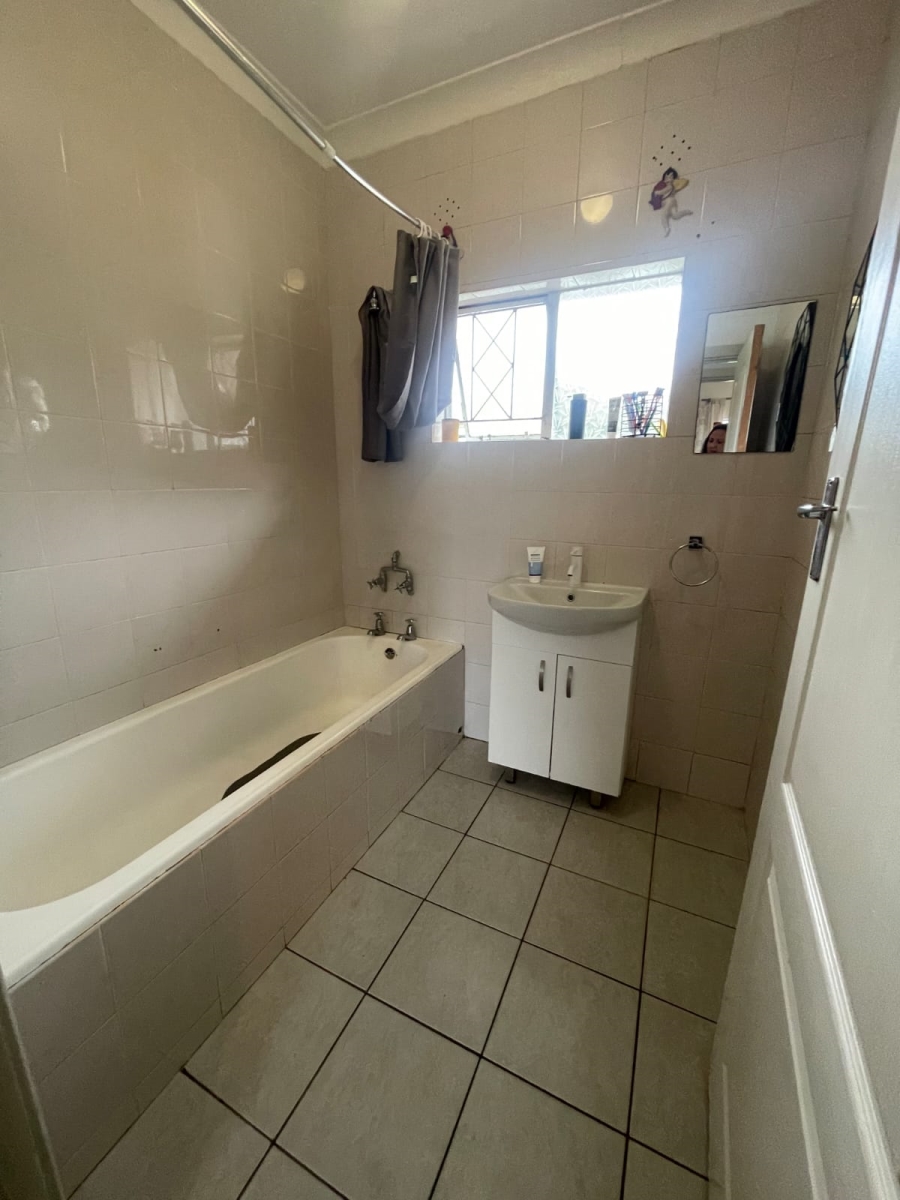 4 Bedroom Property for Sale in Amalinda North Eastern Cape